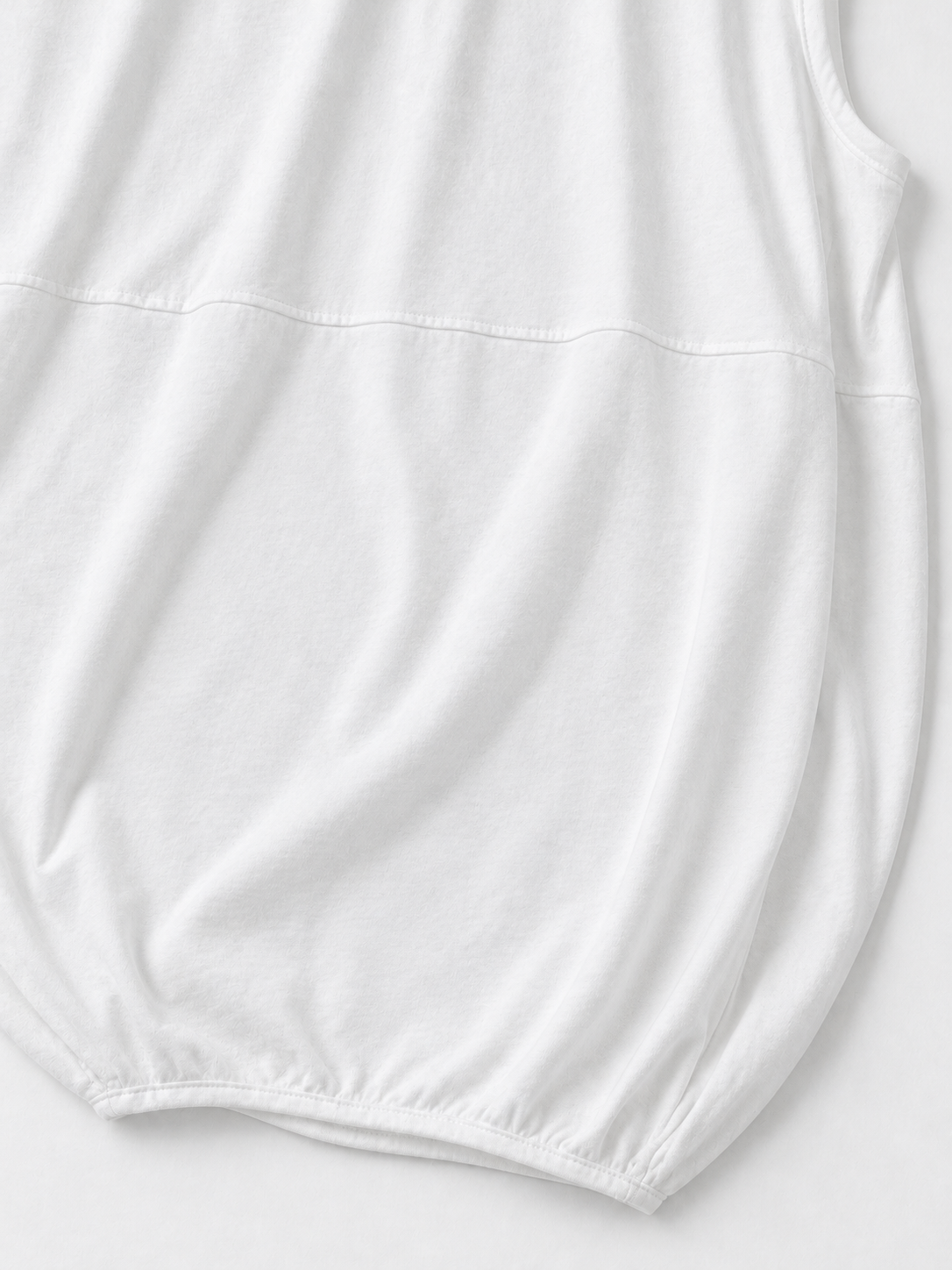 White · detail-2