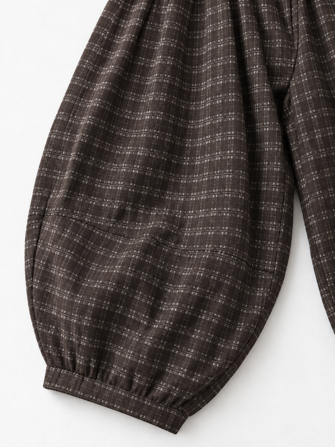 Brown · detail-2