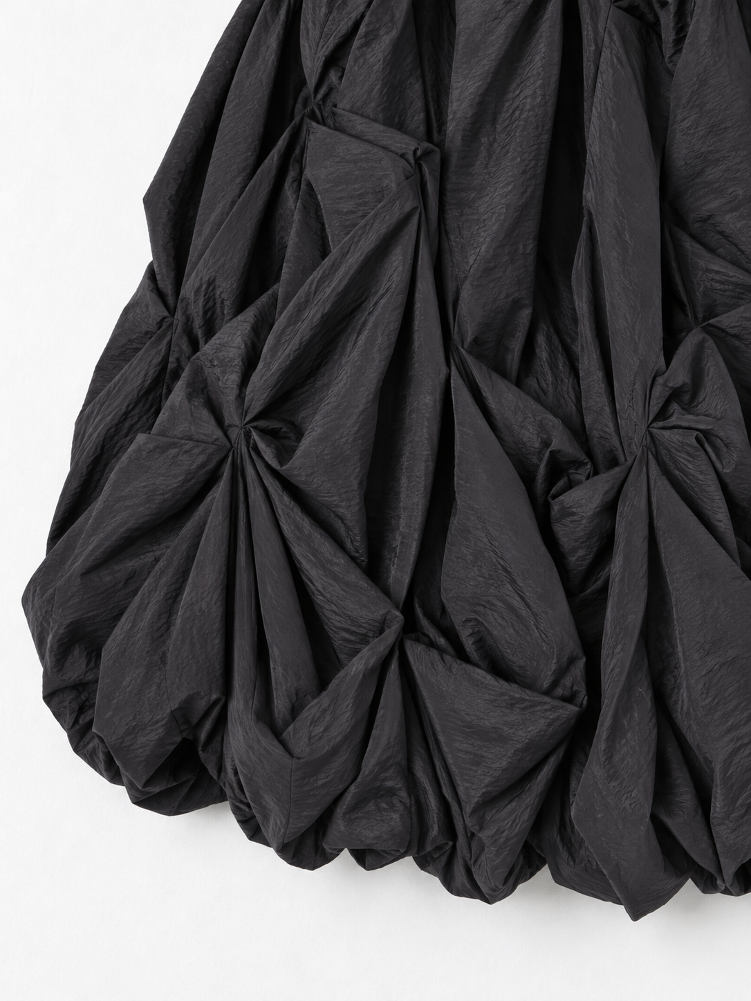 Sculpted Tuck Balloon Skirt · detail-2