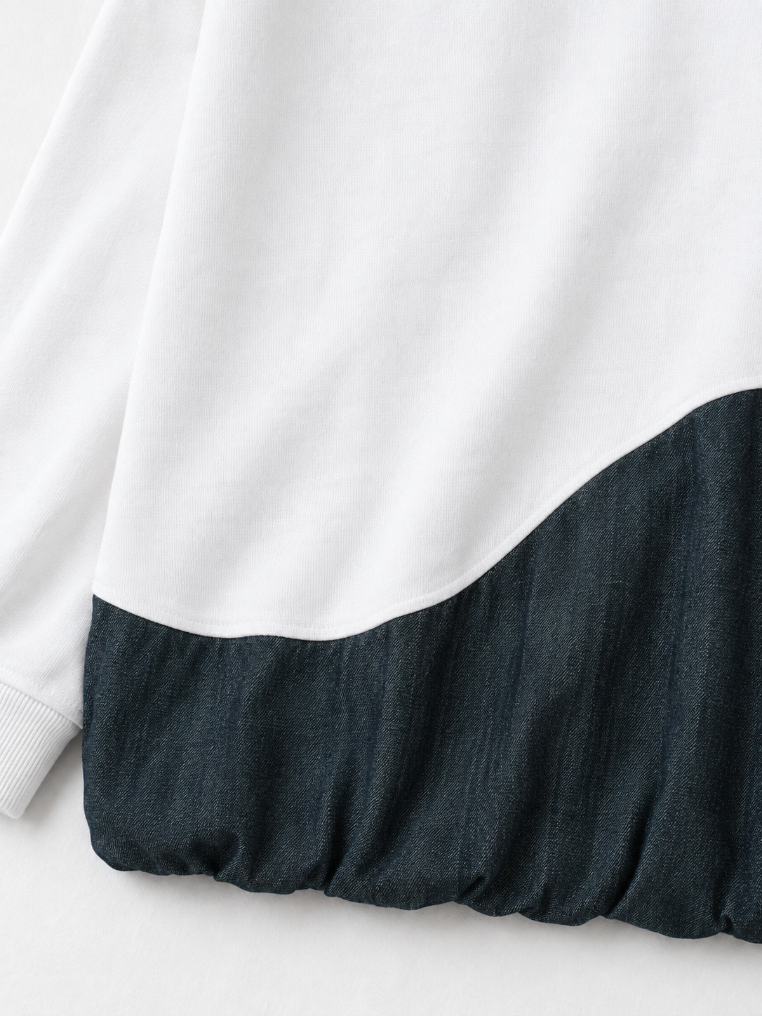 Wave-Panel Hem Sweatshirt · detail-2