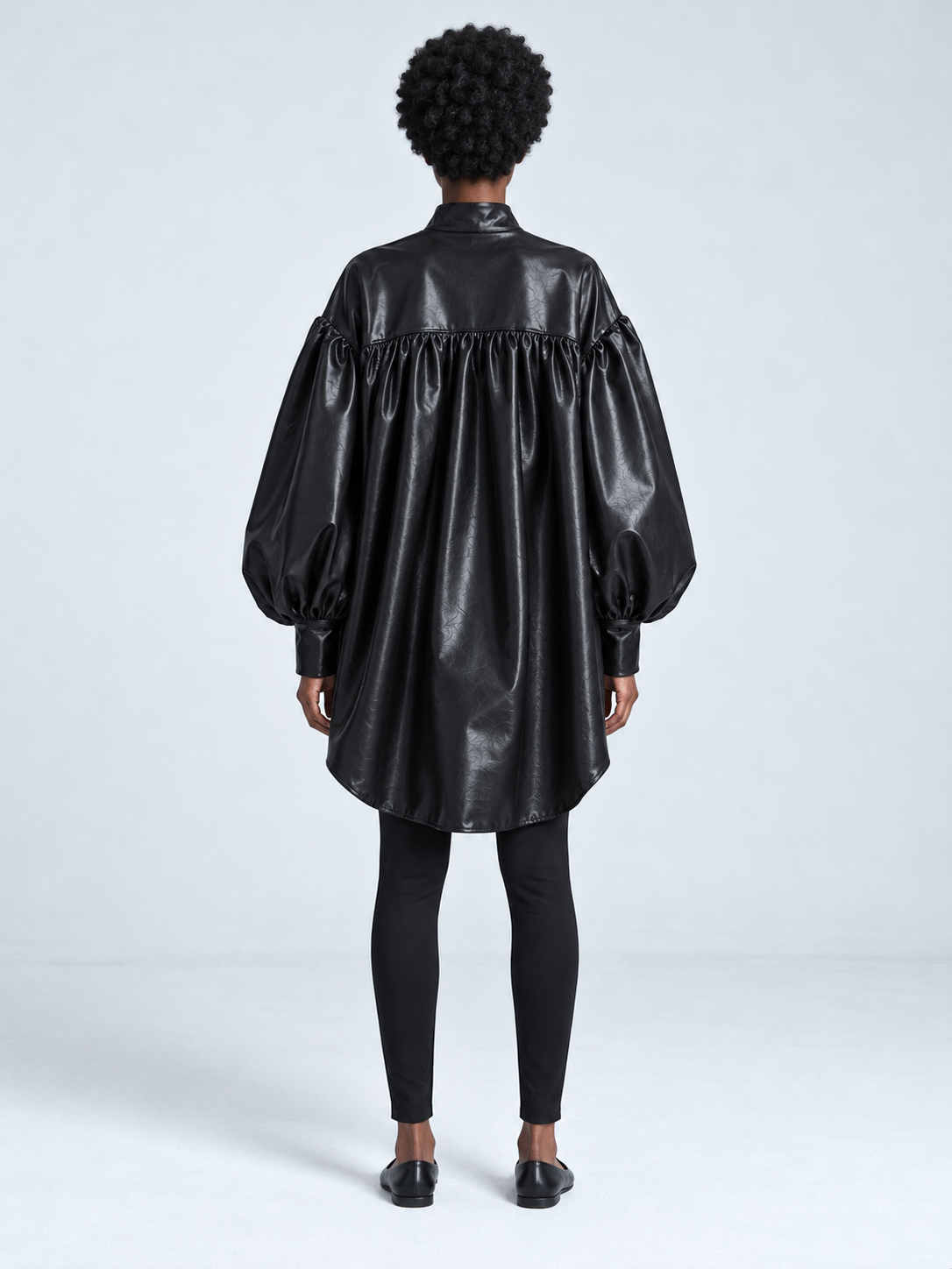 Black · model-back