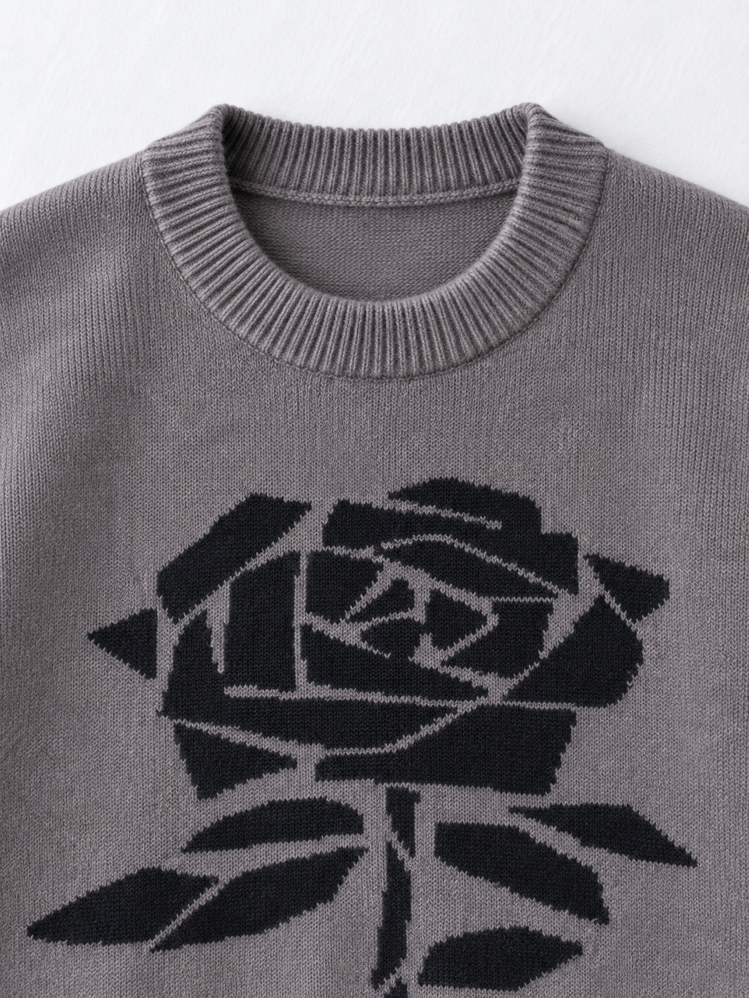 Rose Motif Knit Sweater · detail-1