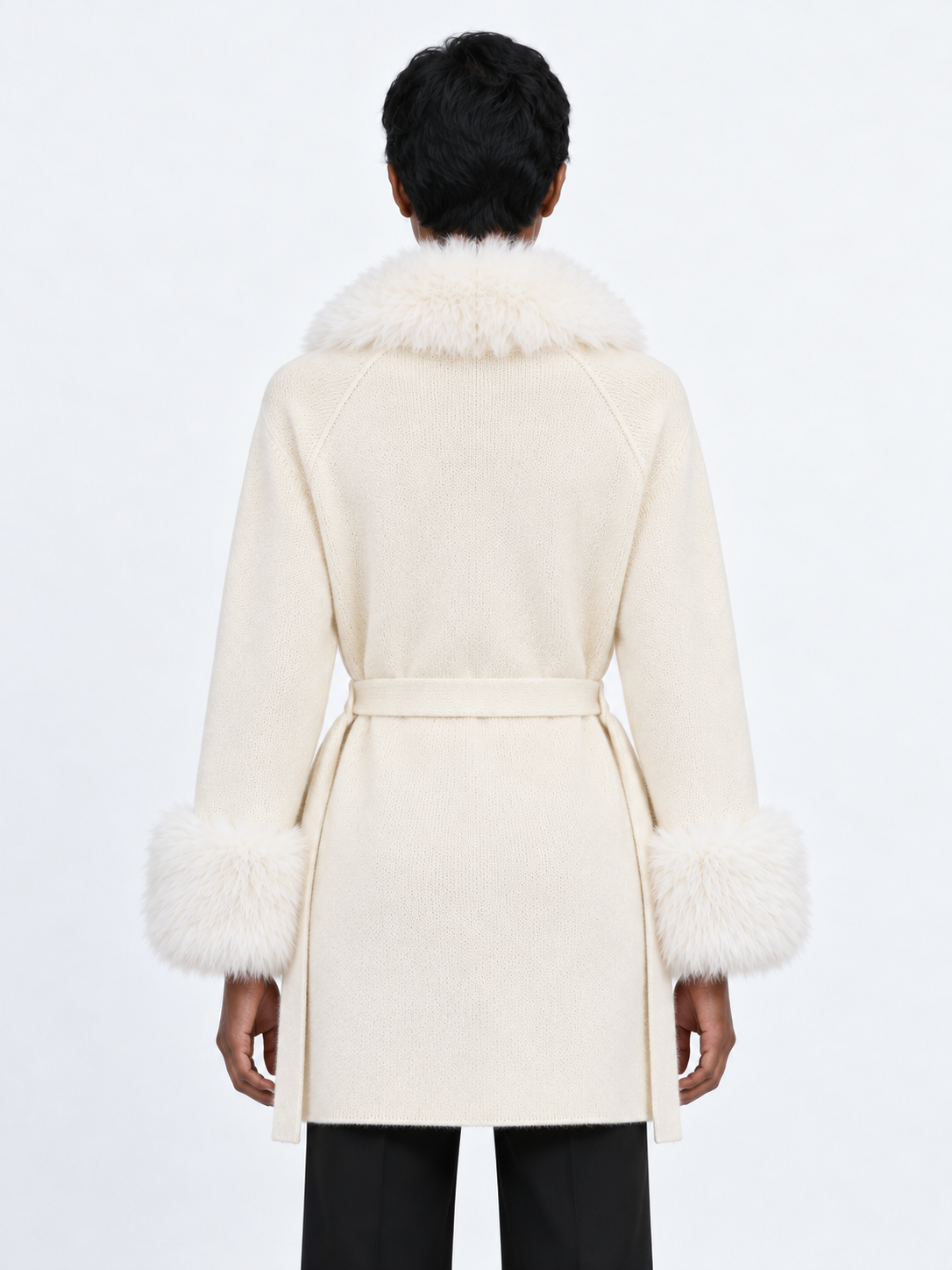 beige · model-back