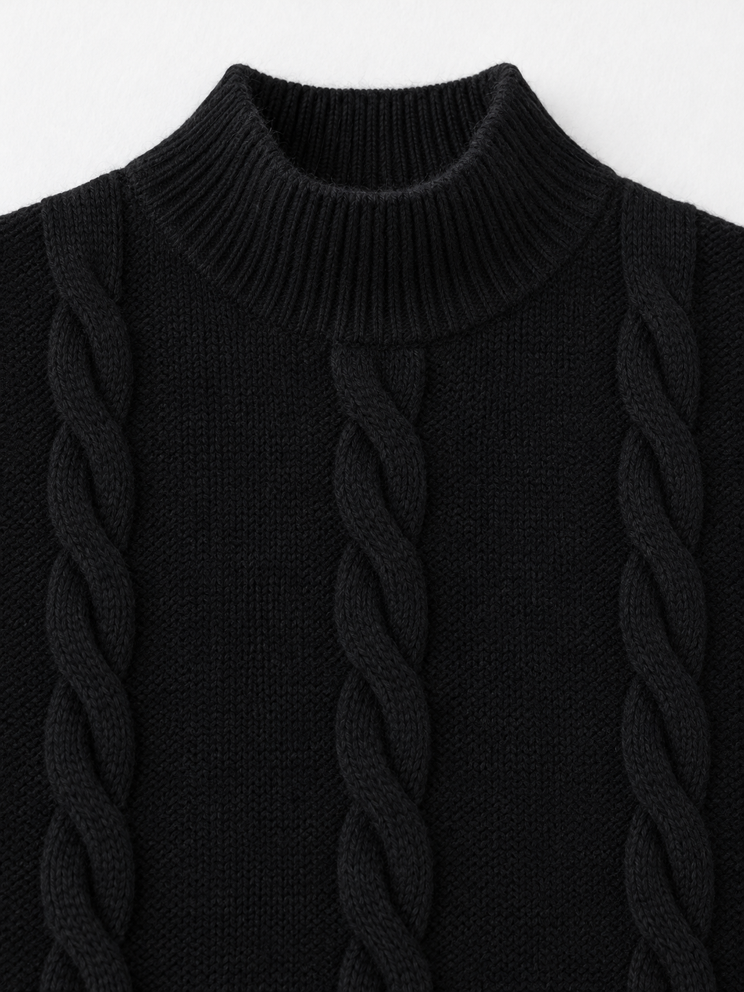 Black · detail-1