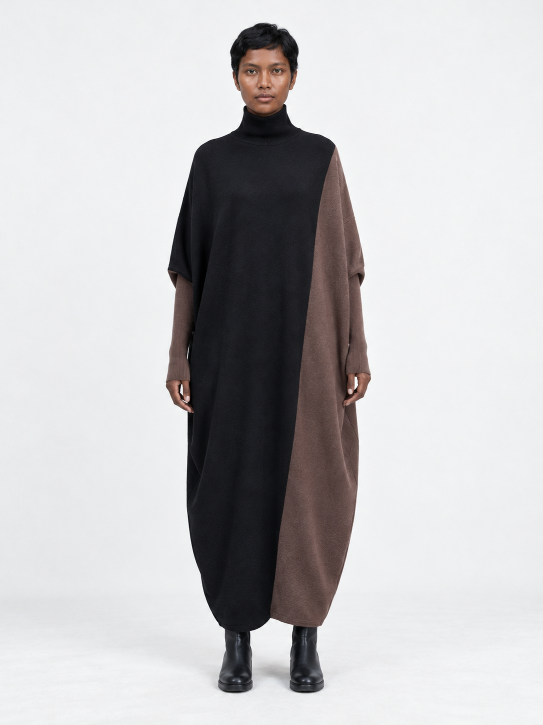 Colour-Block Cocoon Knit Dress · model-front