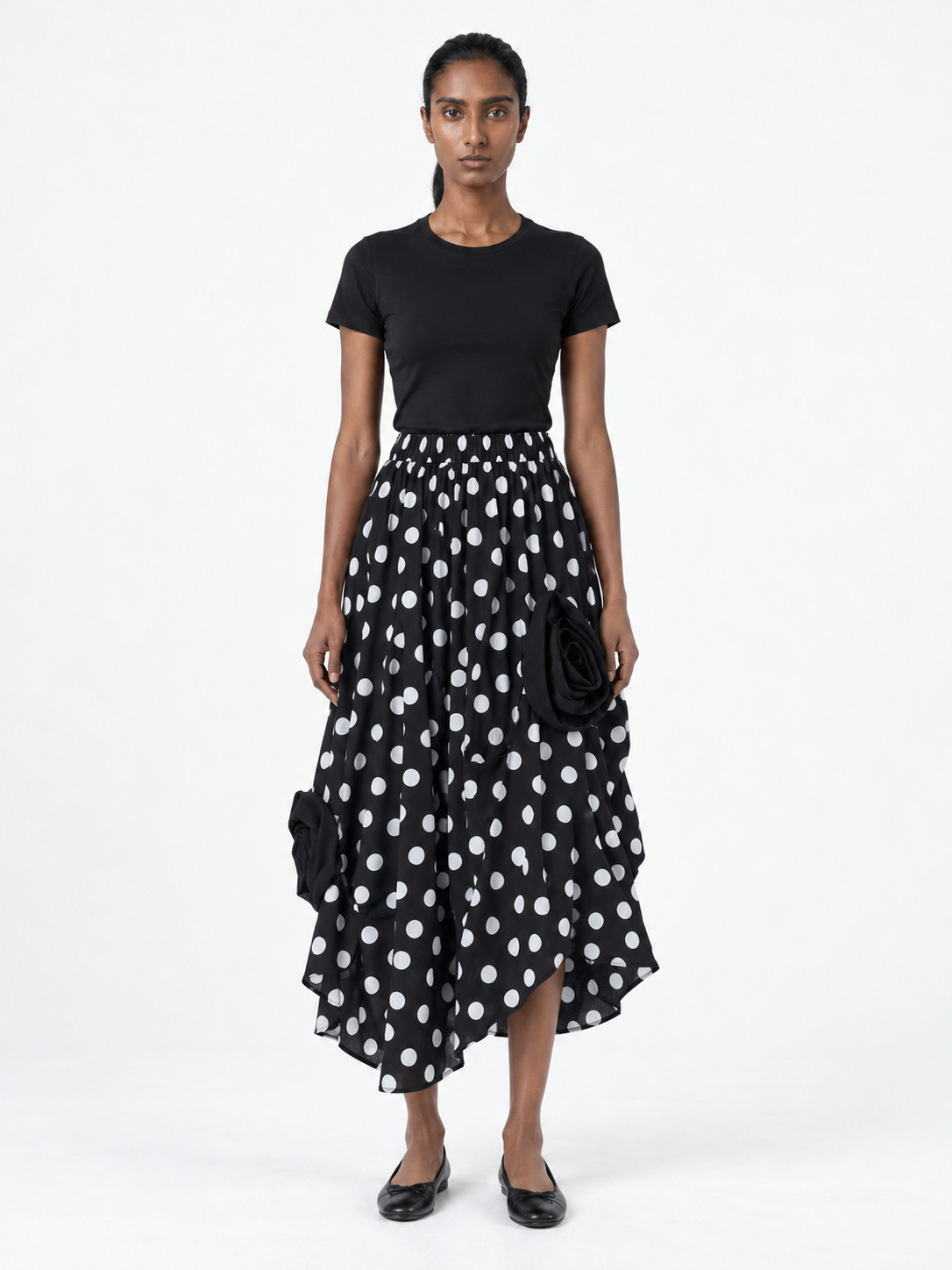 dot black · model-front