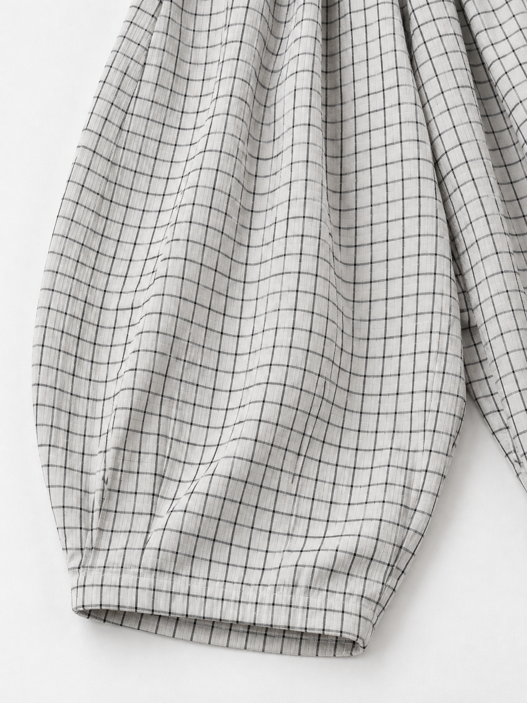 Fine Check Balloon Trousers · detail-2