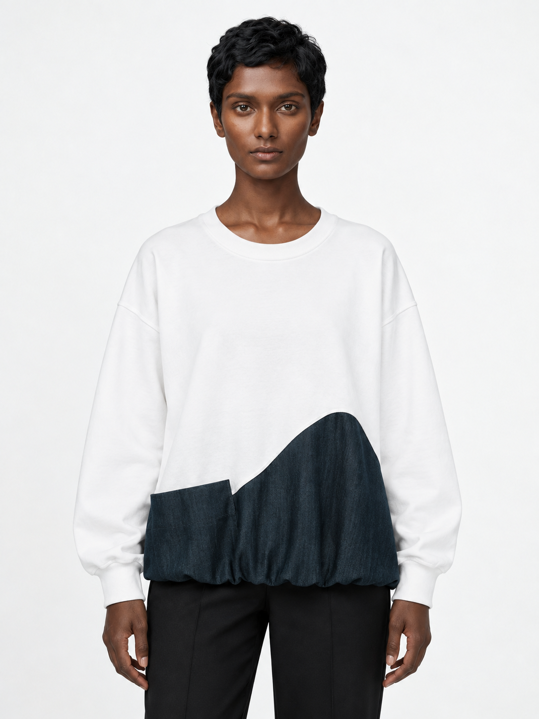 Wave-Panel Hem Sweatshirt · model-front