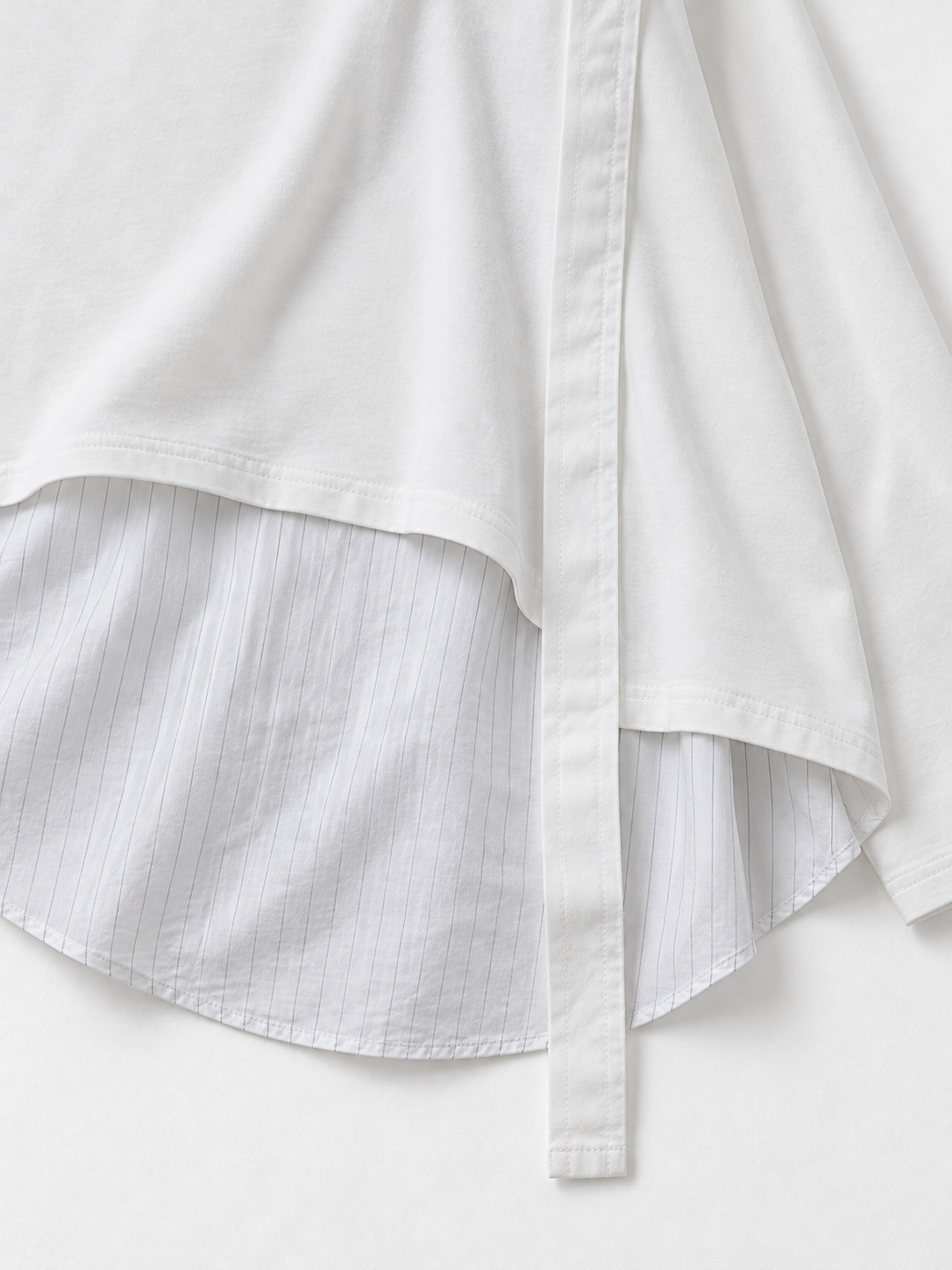 white · detail-2
