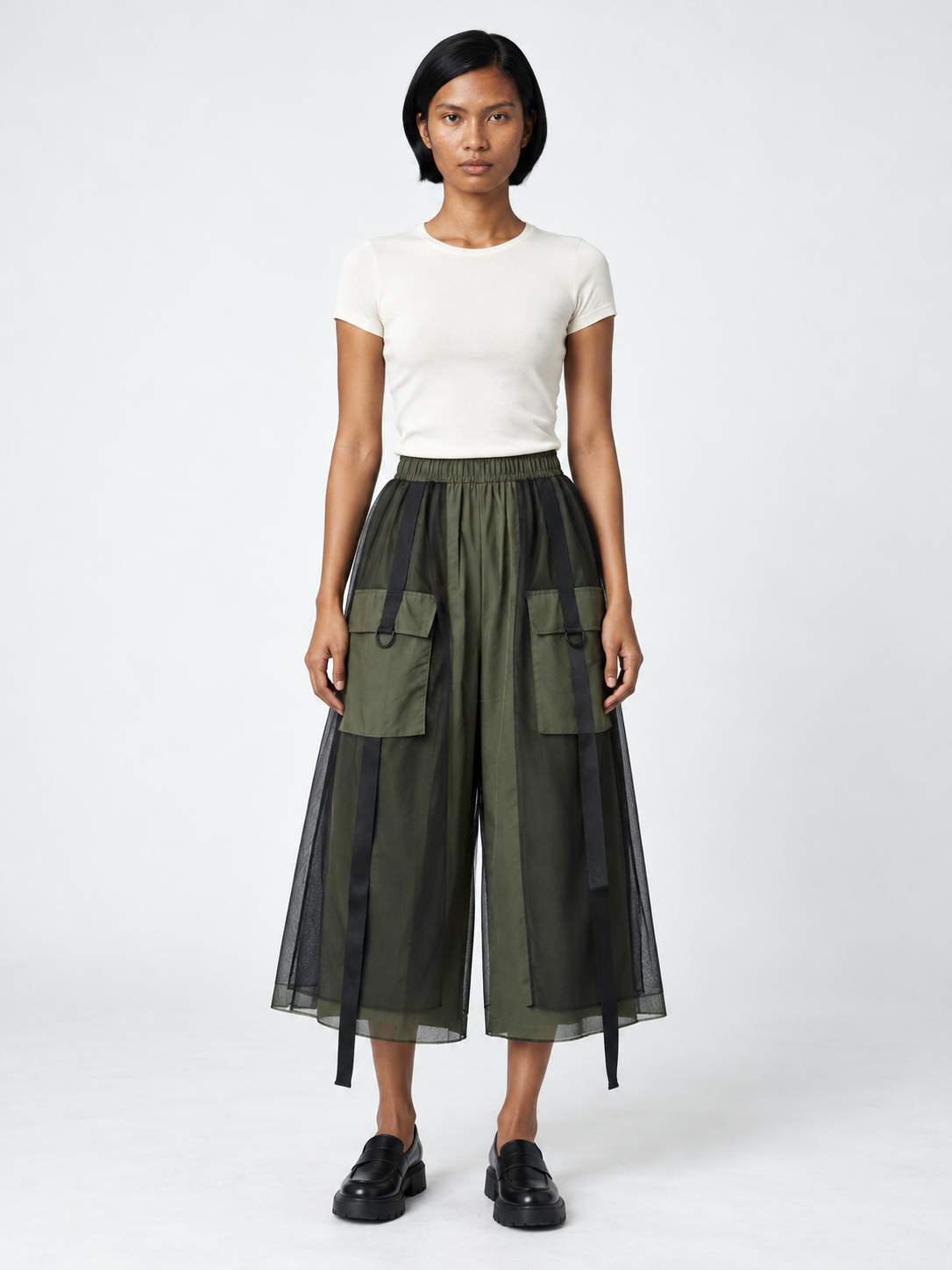 Mesh-Overlay Cargo Culottes · model-front