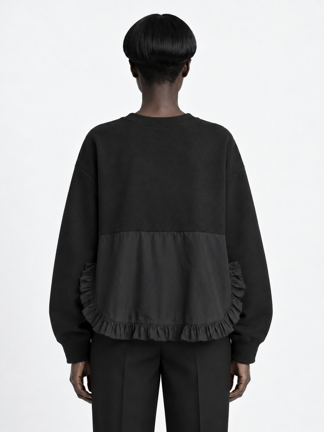 Black · model-back