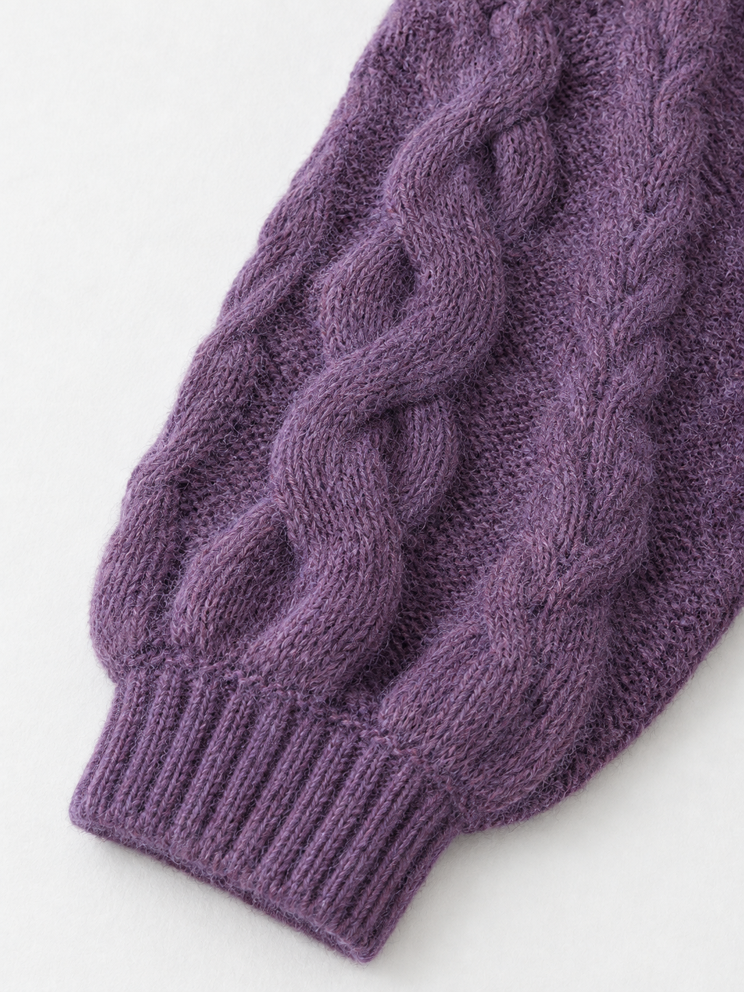 Cable-Sleeve V-Neck Cardigan · detail-2