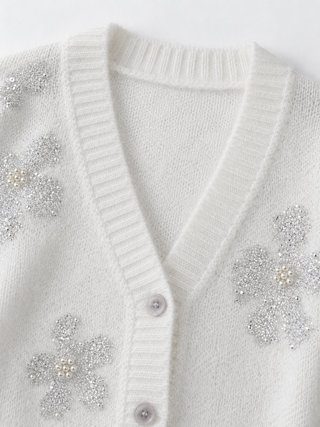white · detail-1