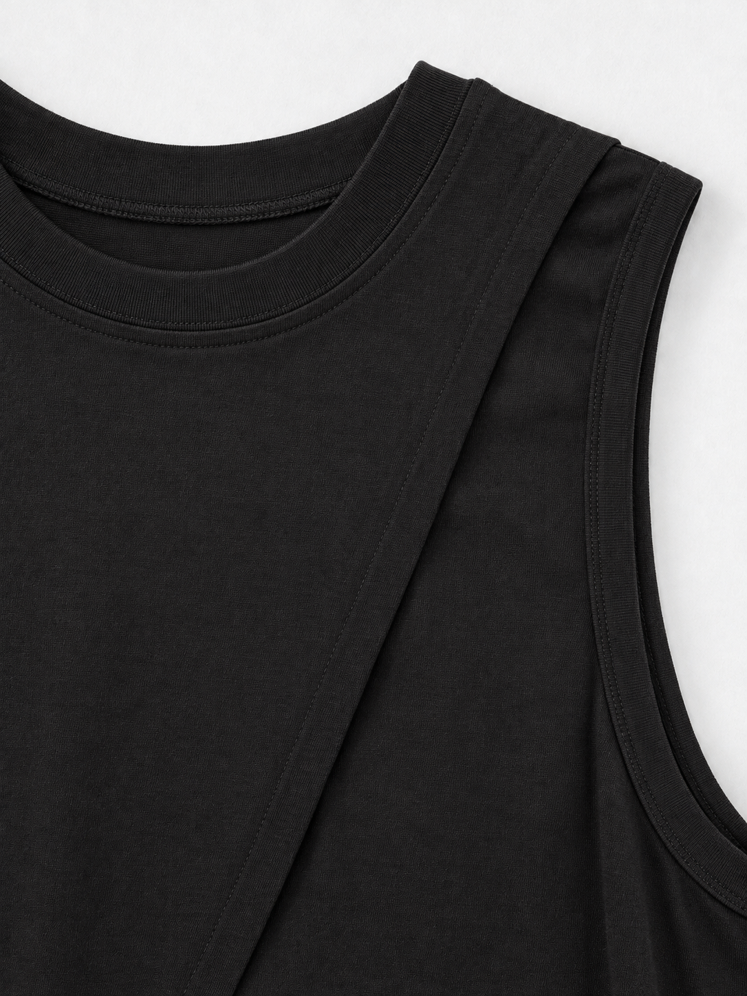 black vest · detail-1