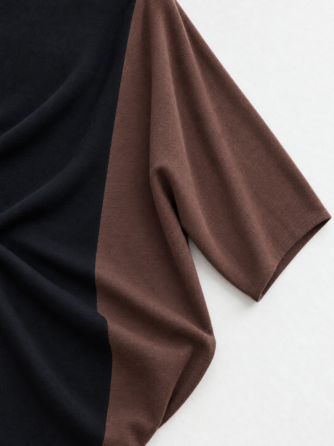 Colour-Block Cocoon Knit Dress · detail-2